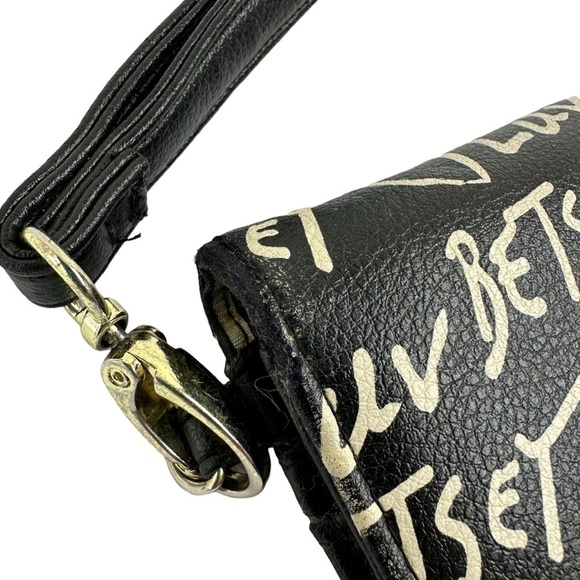 Luv Betsey Wristlet Wallet Black White - Picture 6 of 9